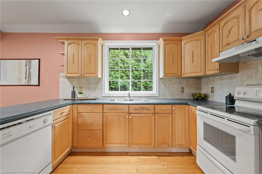 4 Brock Road N Property Photo 8