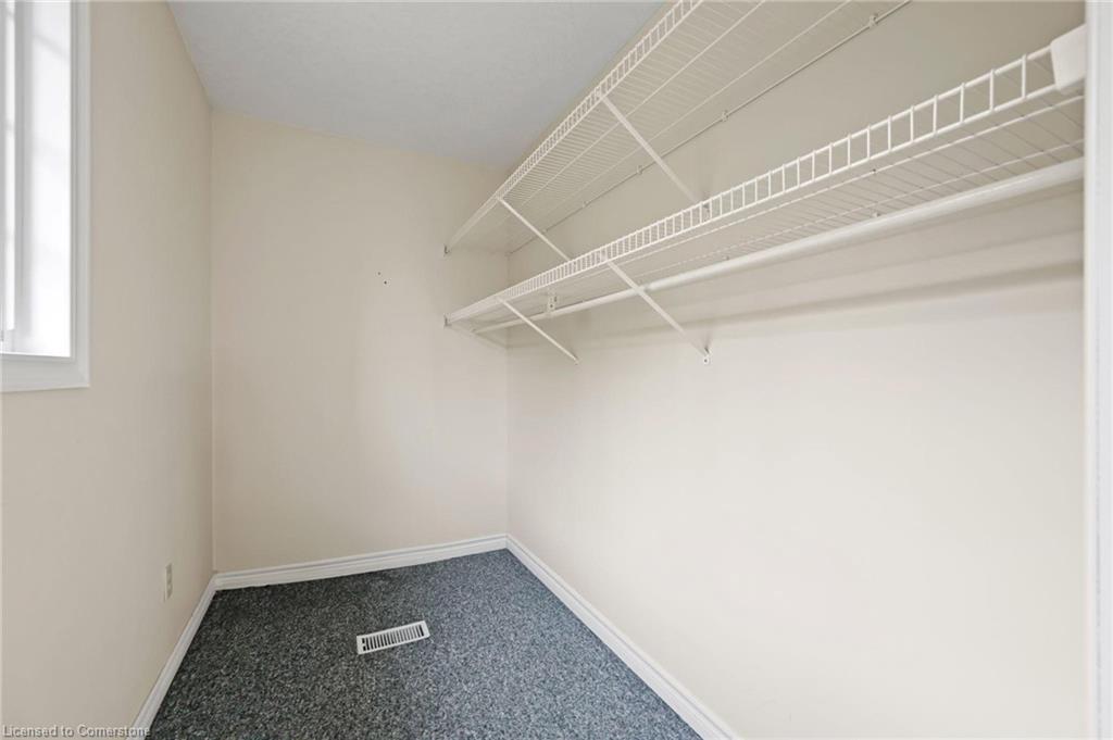 4 Brock Road N Property Photo 17