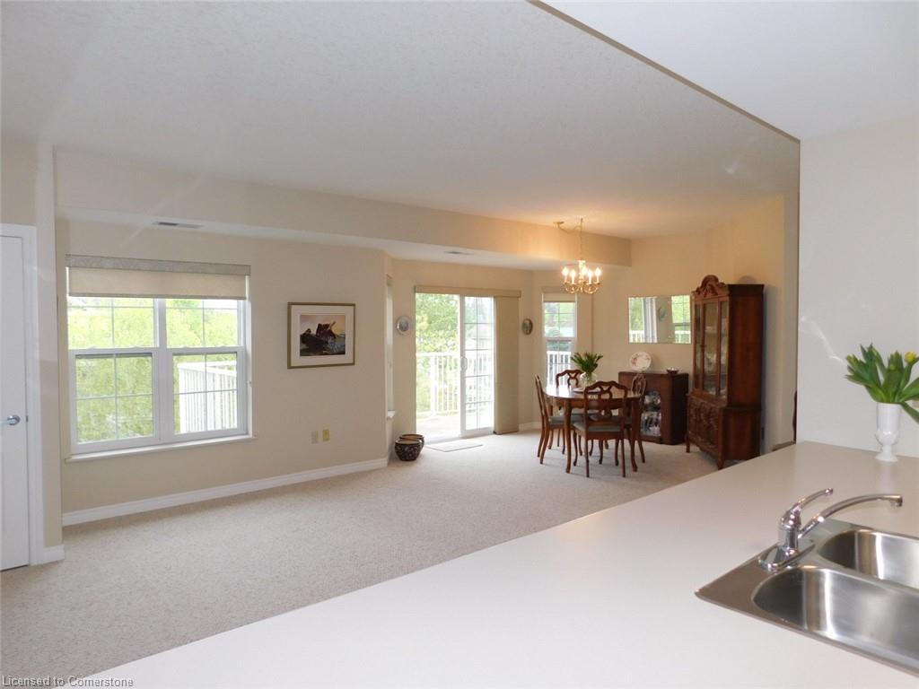 316-317 Lock Street W Property Photo 9