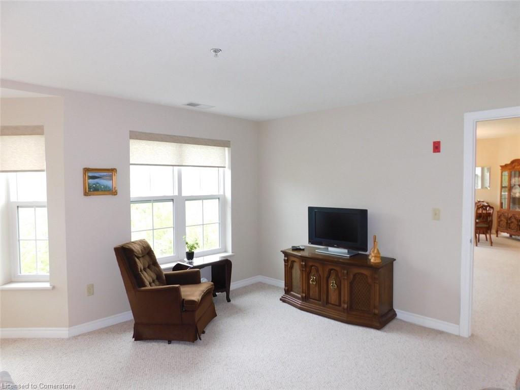 316-317 Lock Street W Property Photo 25