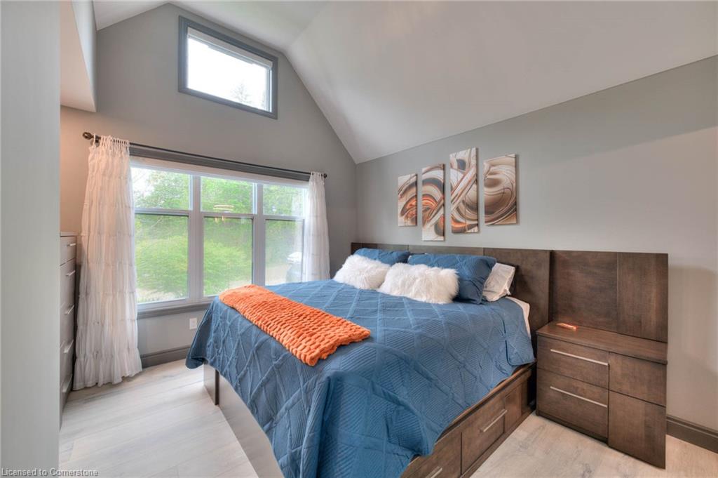 36 Emily Street Property Photo 22