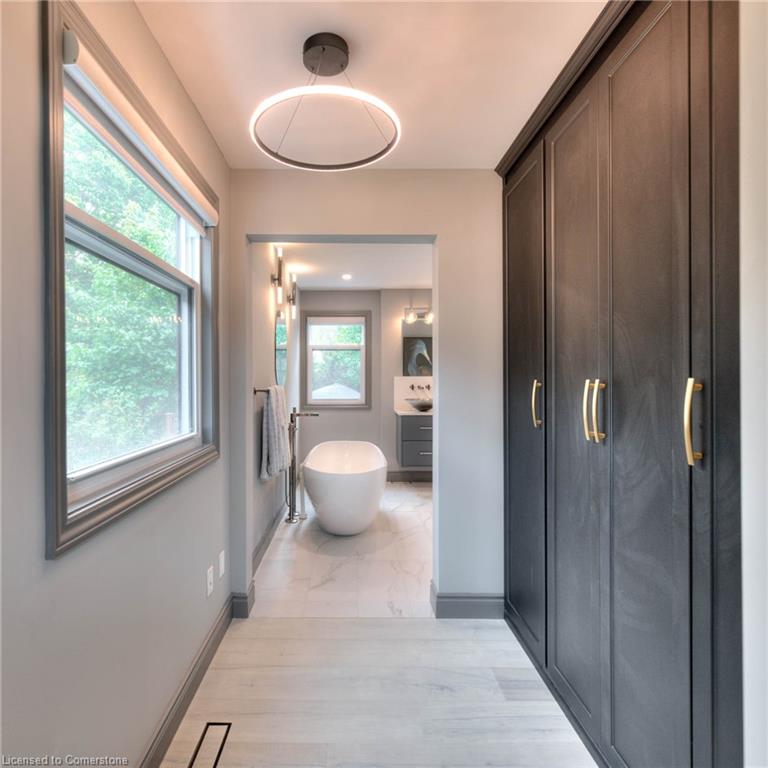 36 Emily Street Property Photo 24