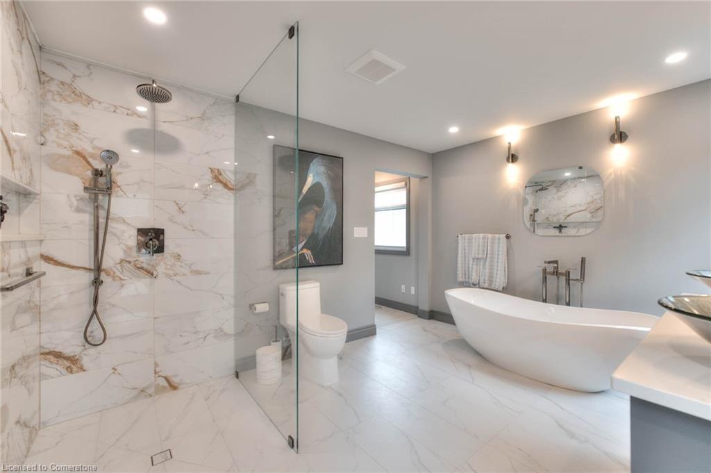 36 Emily Street Property Photo 27