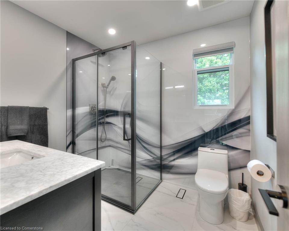 36 Emily Street Property Photo 33