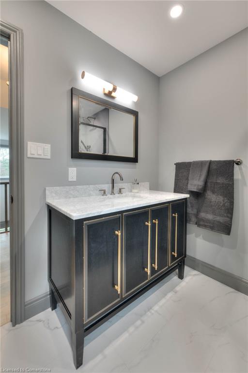 36 Emily Street Property Photo 34