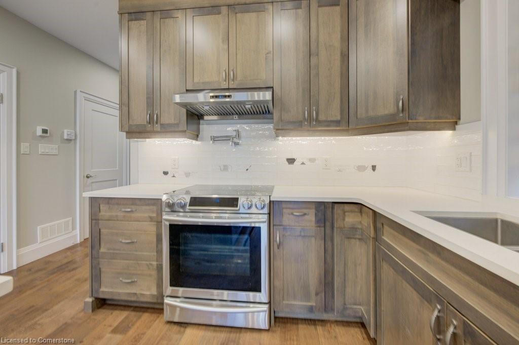 123 Walter Street Property Photo 8
