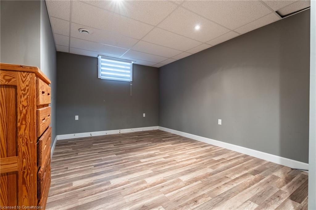 715 Robson Road Property Photo 39
