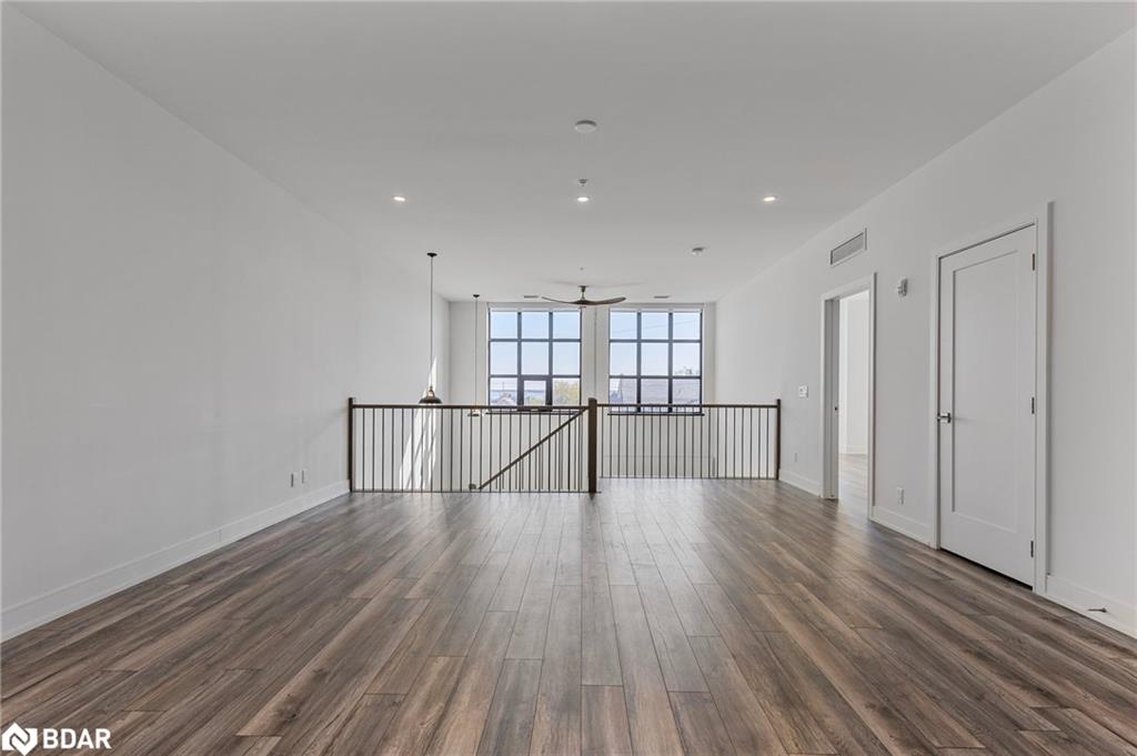 105-21 Matchedash Street Street Property Photo 21