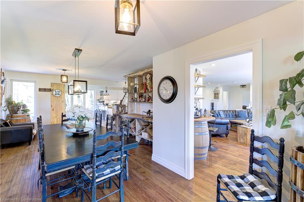 5489 Milburough Line Property Photo 11