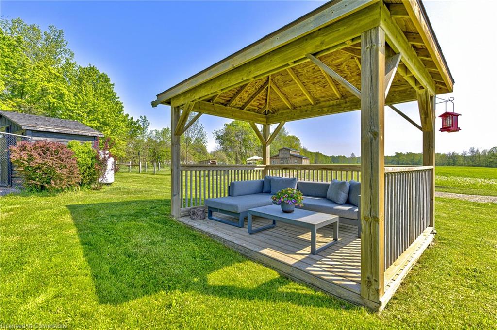 5489 Milburough Line Property Photo 33