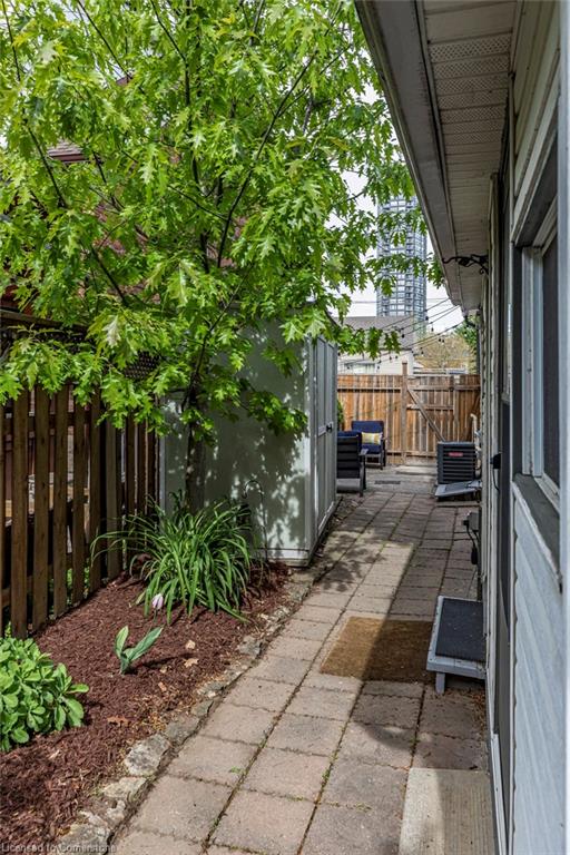 91 Aurora Street Property Photo 18