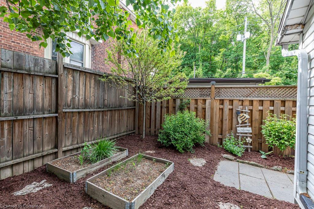 91 Aurora Street Property Photo 23