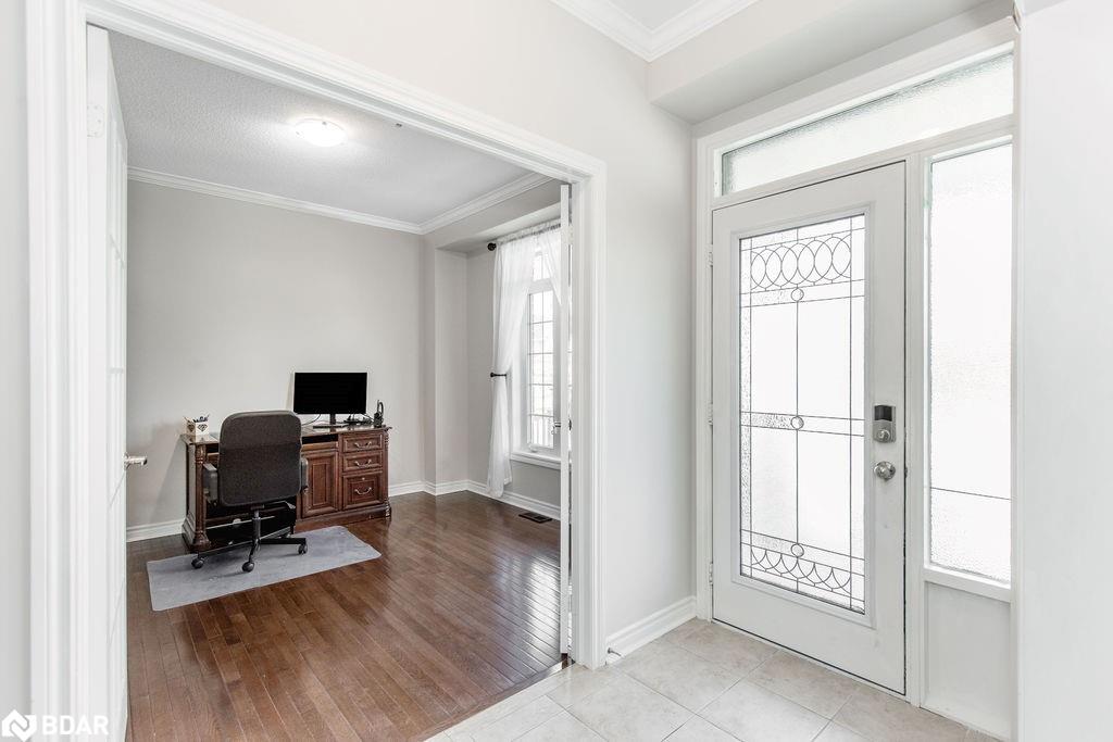 61 The Queensway Property Photo 5
