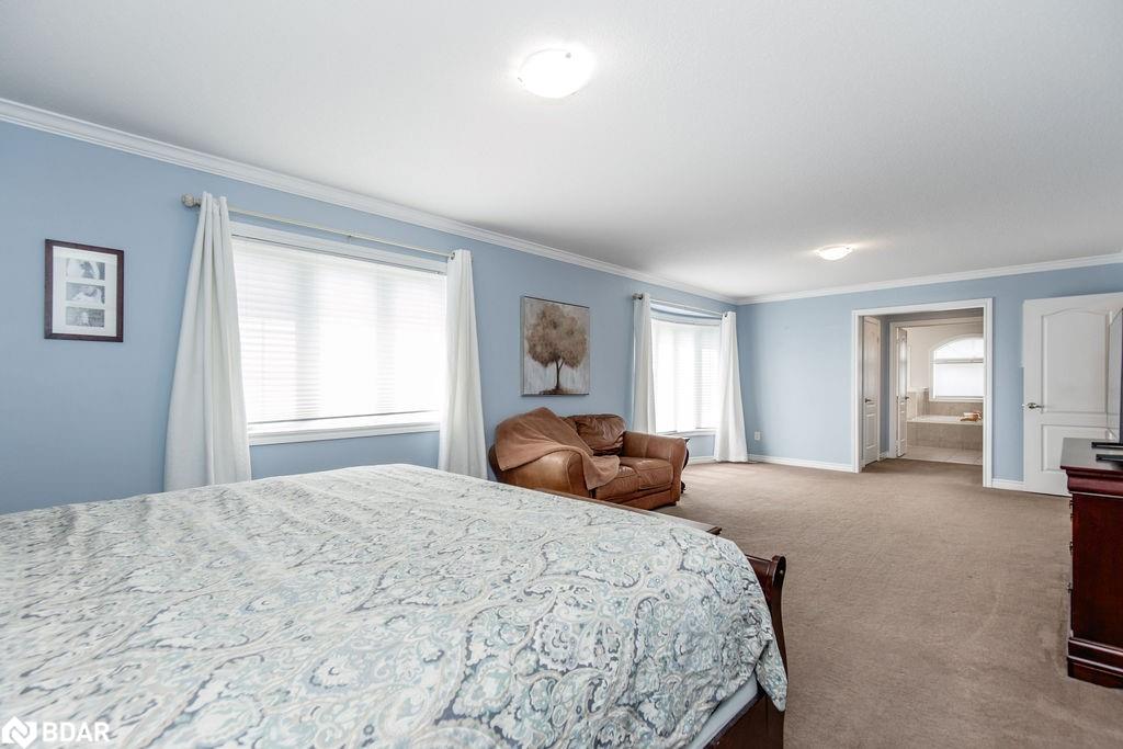 61 The Queensway Property Photo 29