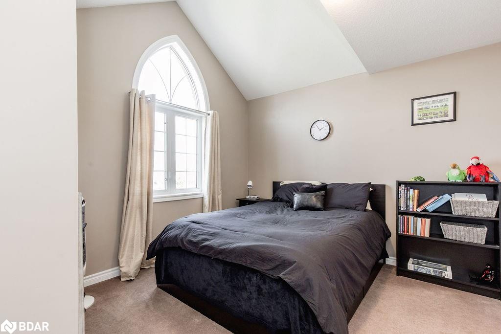 61 The Queensway Property Photo 39