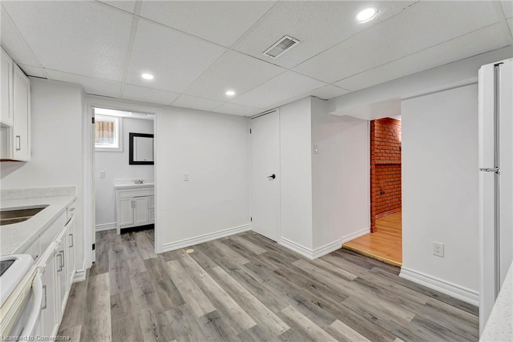 216 Sioux Road Property Photo 34