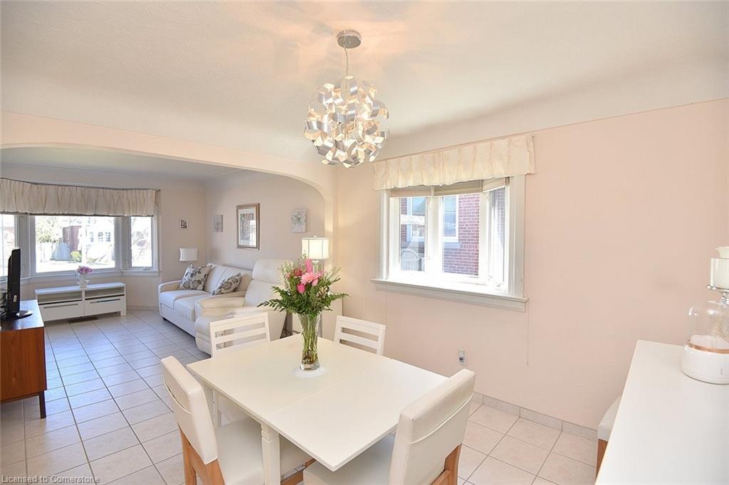 16 Empress Avenue Property Photo 11