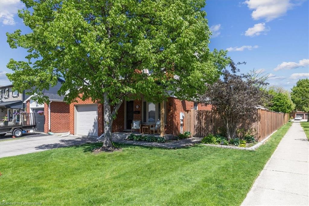 2229 Silverbirch Court Property Photo 2