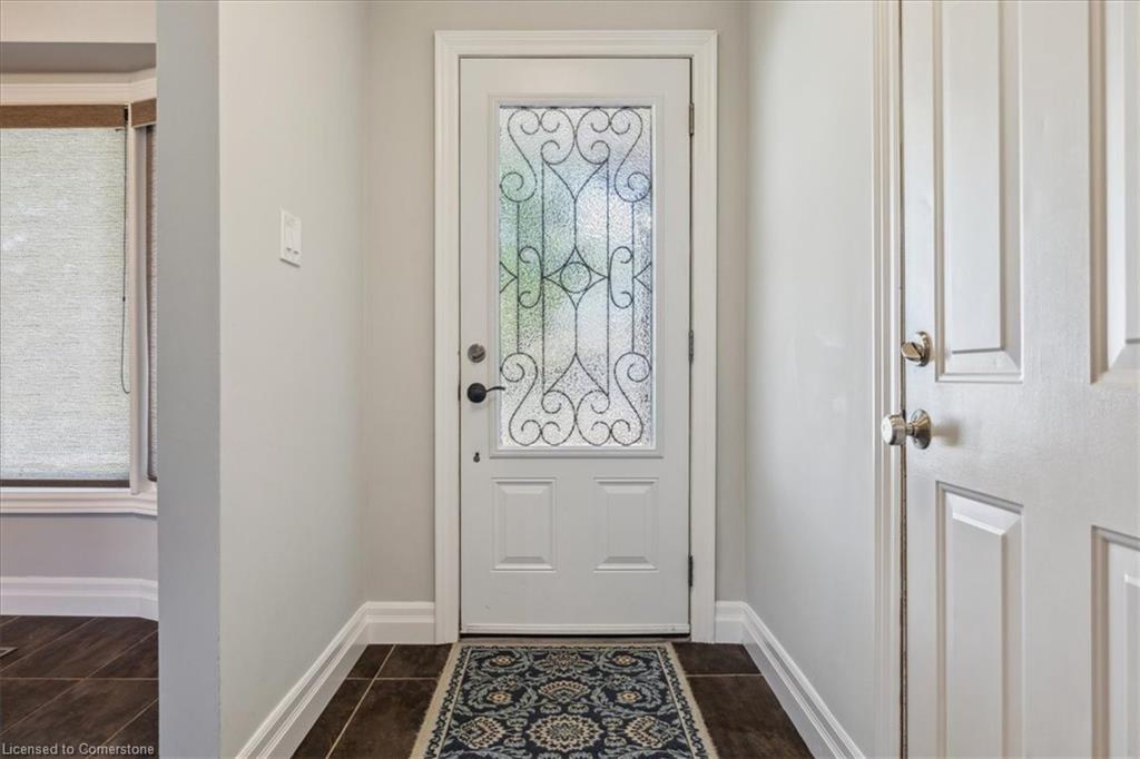 2229 Silverbirch Court Property Photo 4