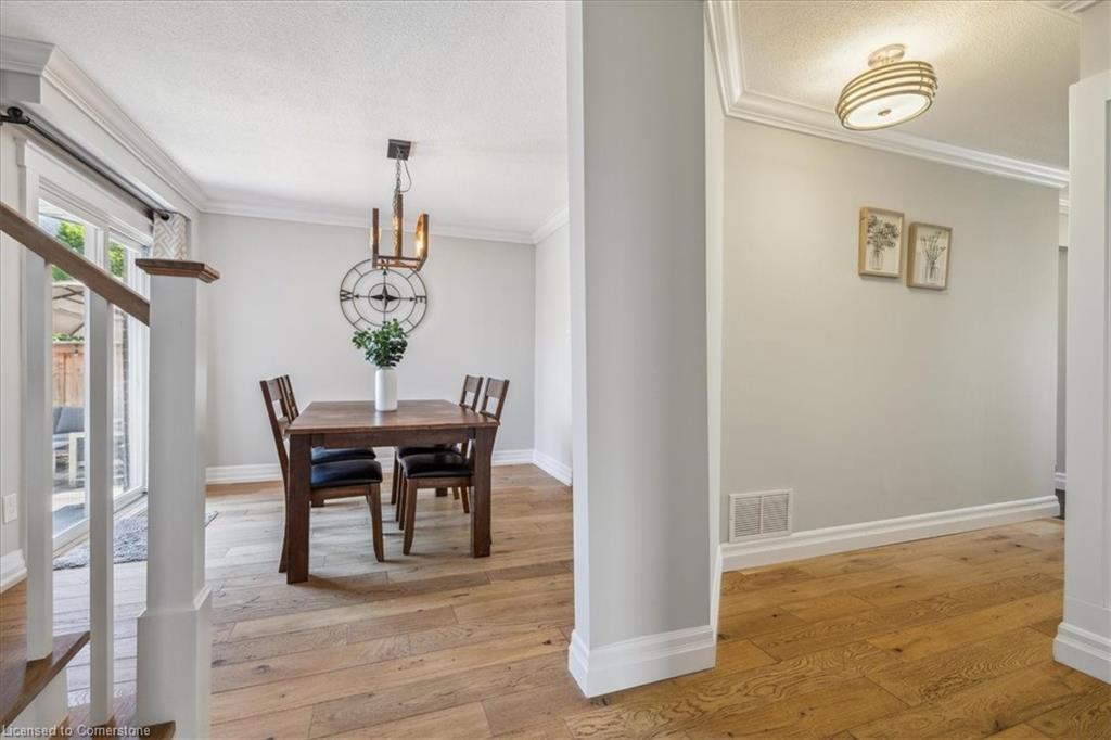 2229 Silverbirch Court Property Photo 11