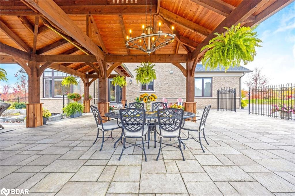 50 Autumn Circle Property Photo 46
