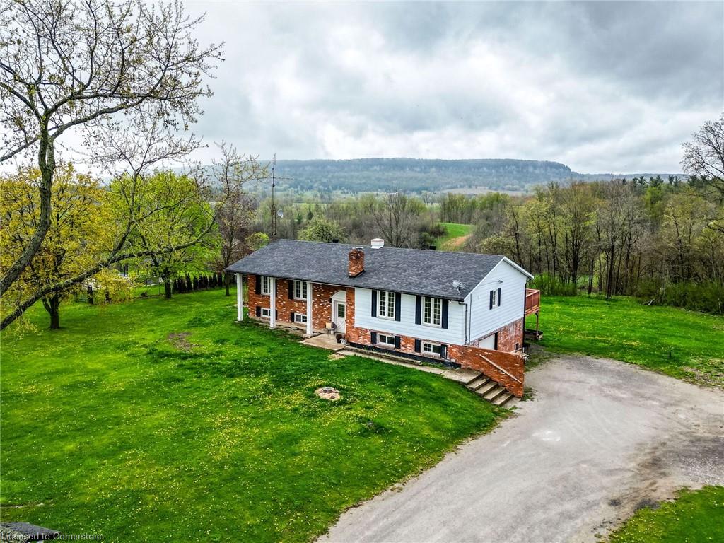5638 Appleby Line Property Photo 1