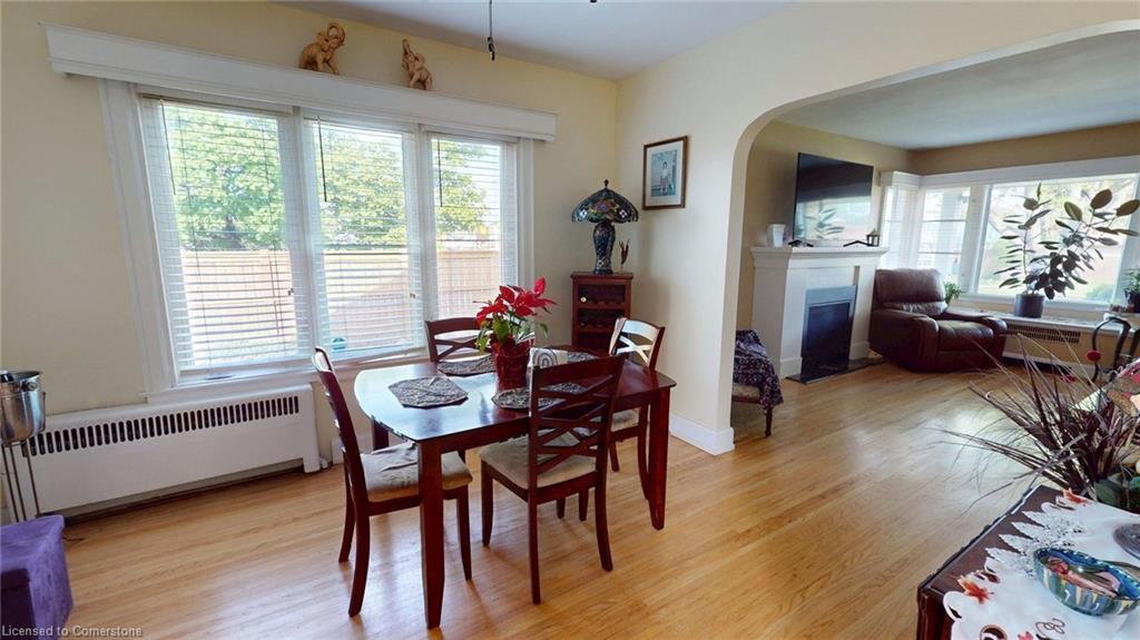 134 Queensway Drive Property Photo 6