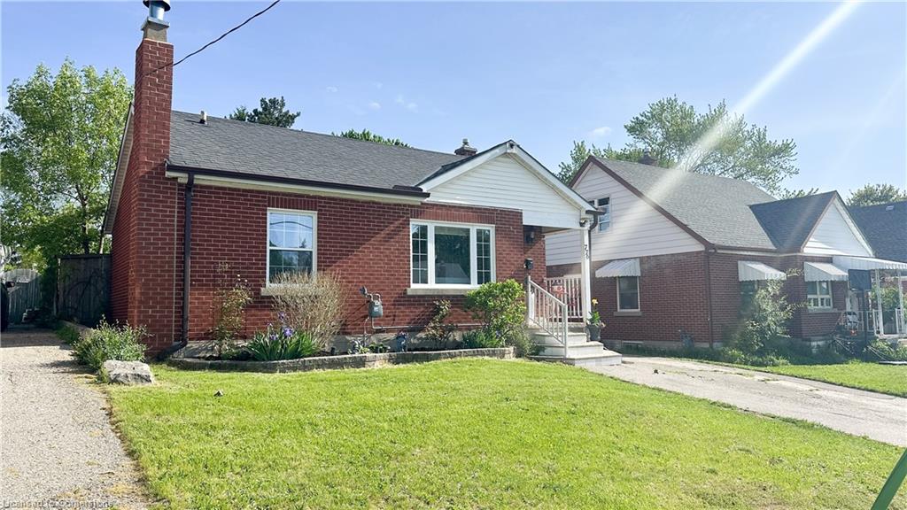 776 Elizabeth Street Property Photo 1