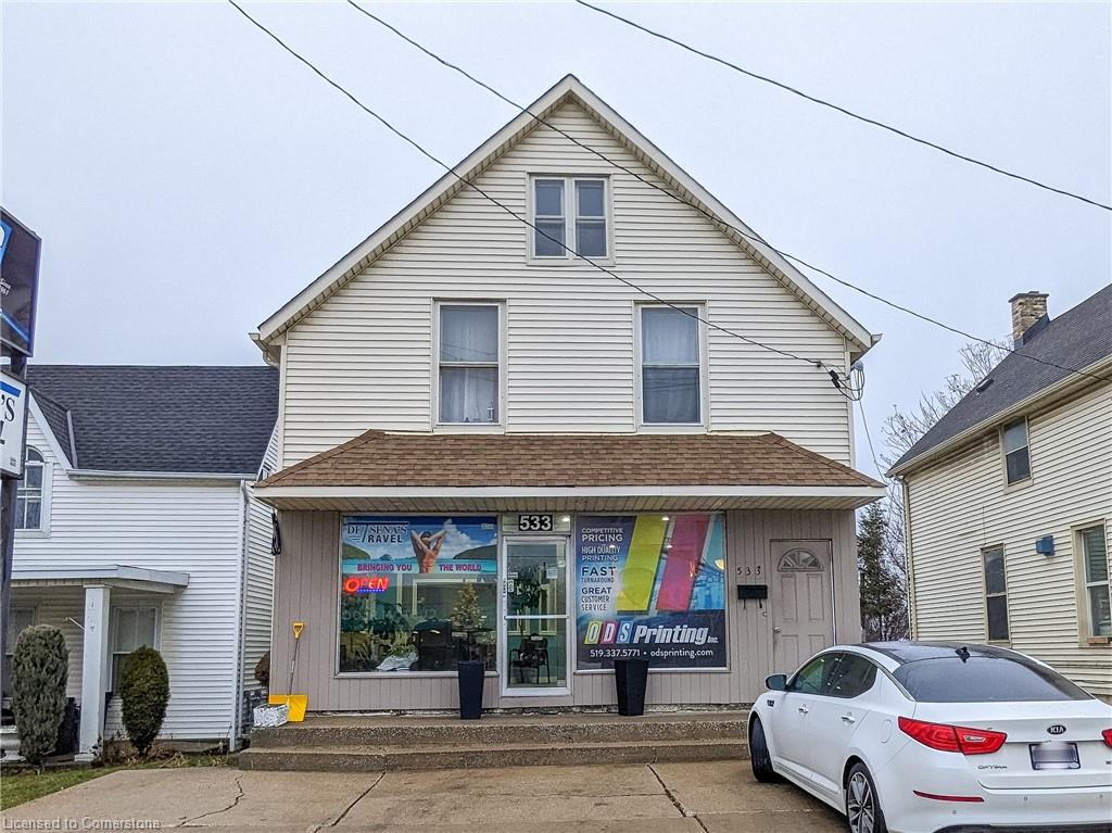 533-537 Christina Street N Property Photo 2