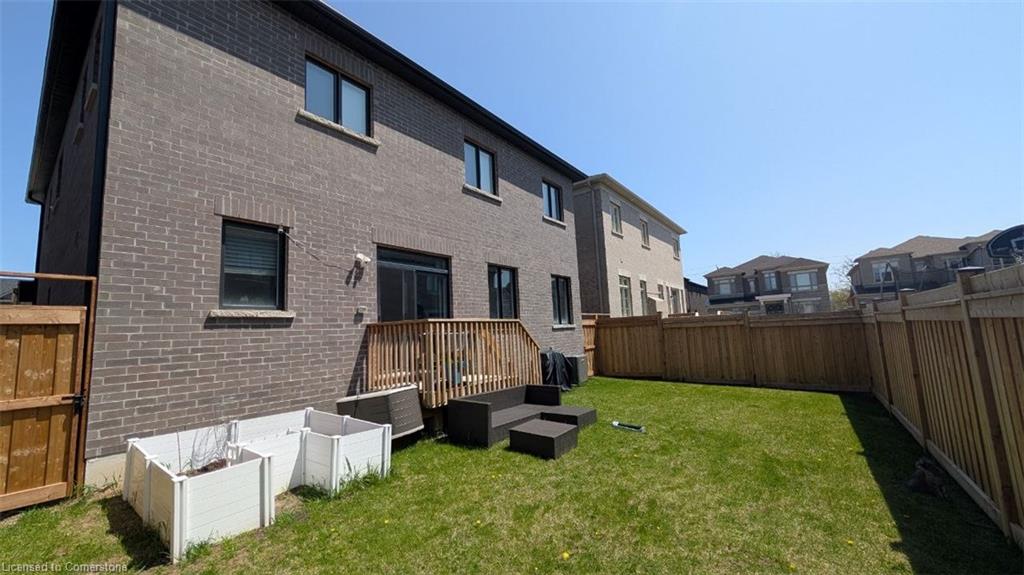 20 Zimmerman Gardens Property Photo 37