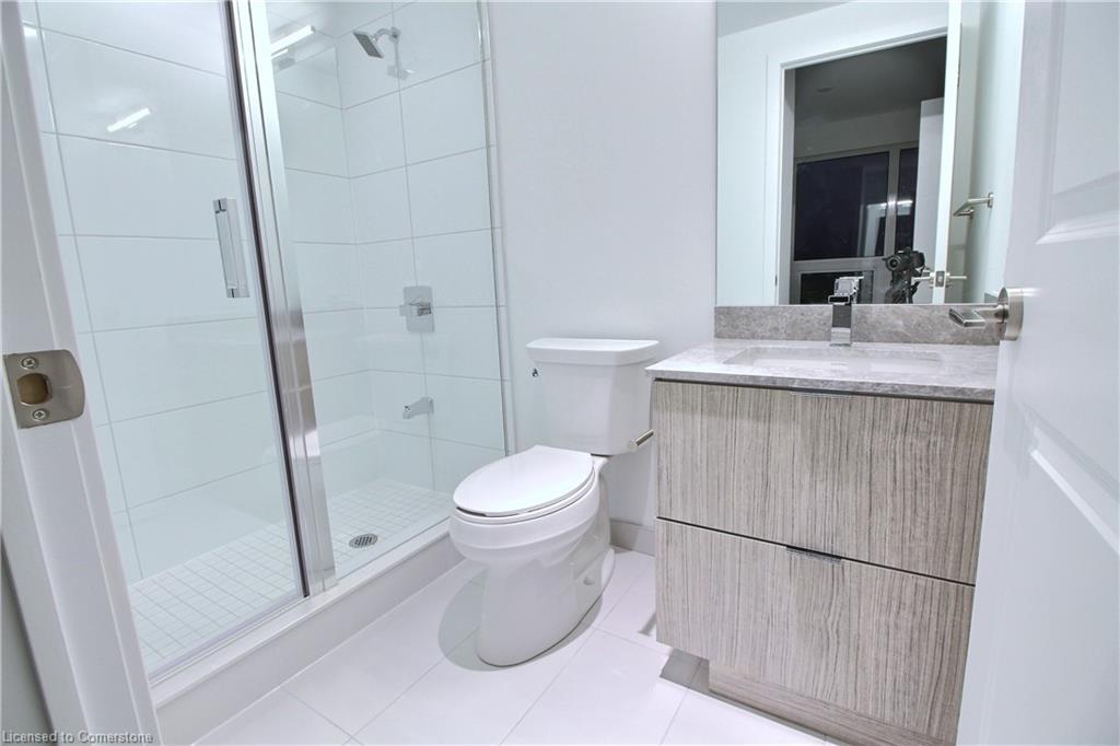 1605-395 Bloor Street E Property Photo 10