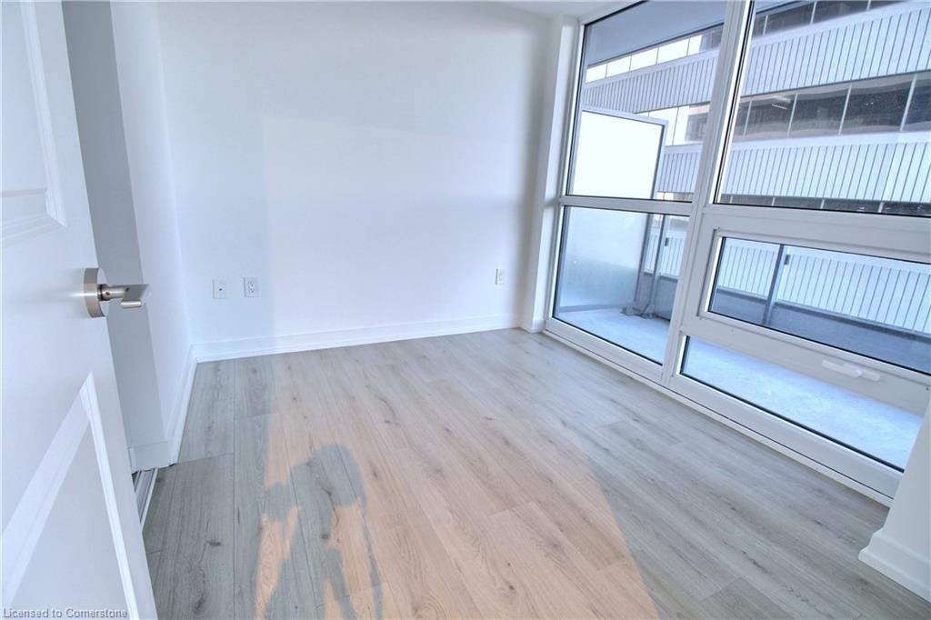 1605-395 Bloor Street E Property Photo 12
