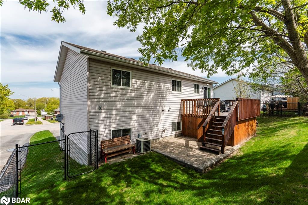 628 Wayne Crescent Property Photo 44