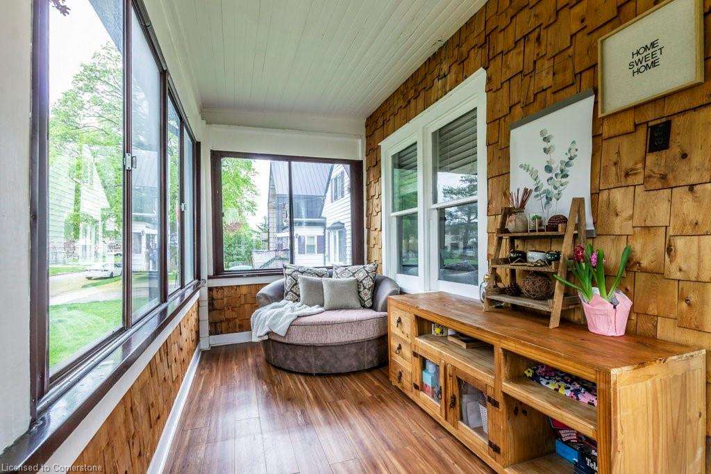 576 Brunswick Street Property Photo 5