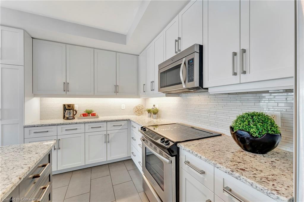 1109-160 Macdonell Street Property Photo 11