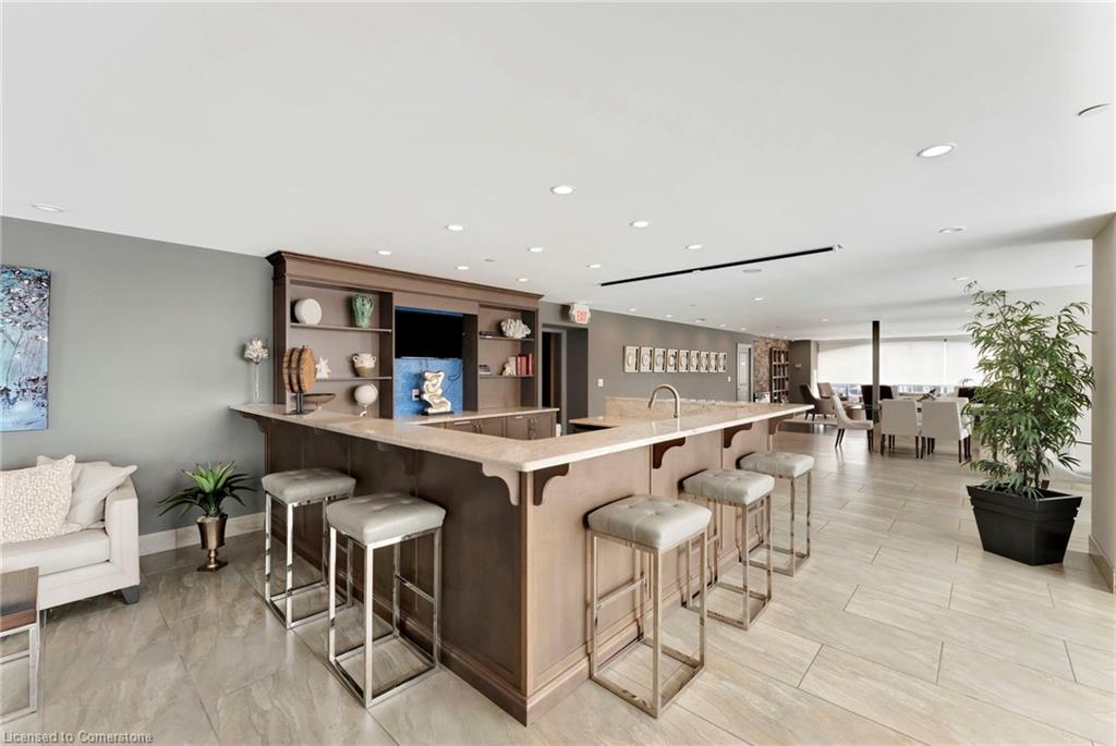 1109-160 Macdonell Street Property Photo 28