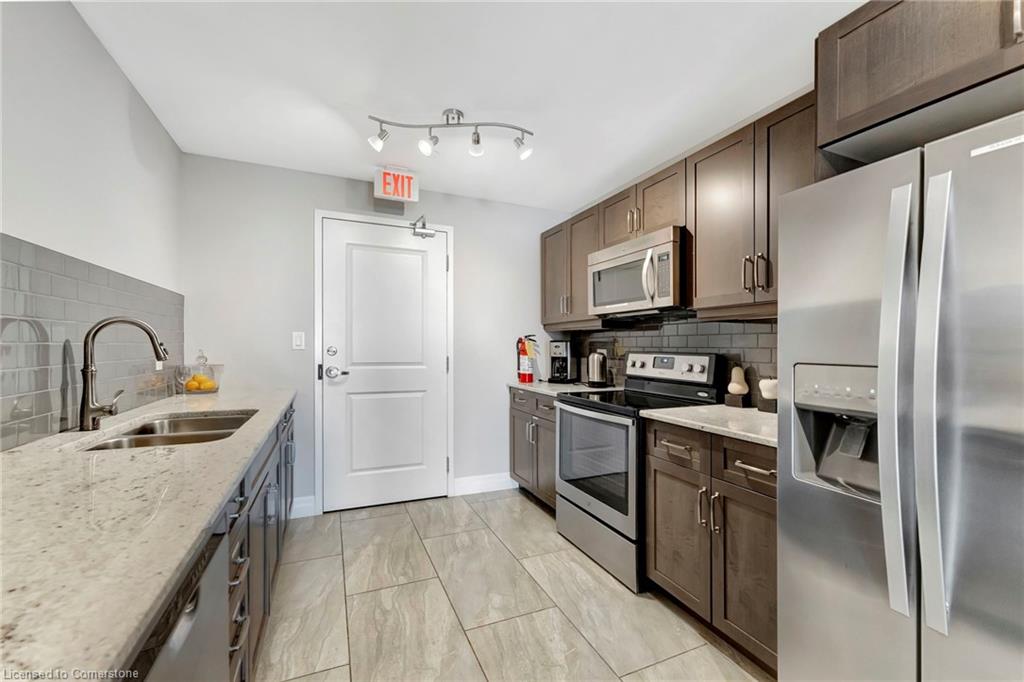 1109-160 Macdonell Street Property Photo 30