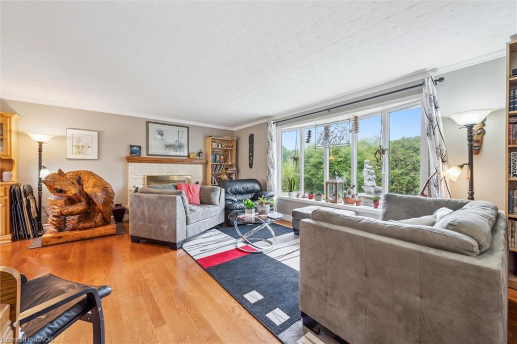 5814 Second Line E Property Photo 7