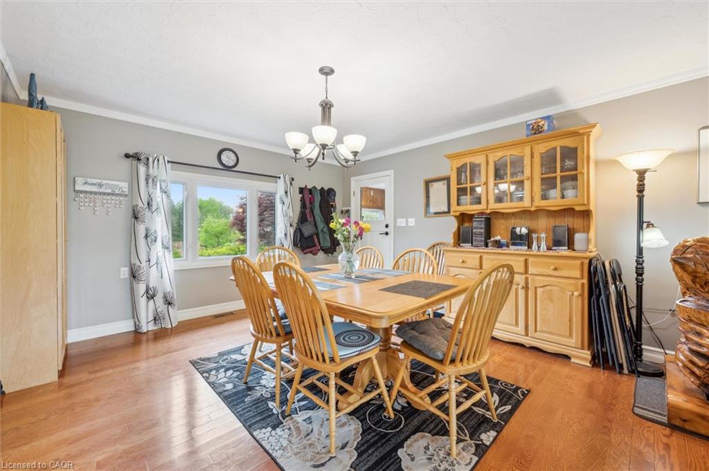 5814 Second Line E Property Photo 9