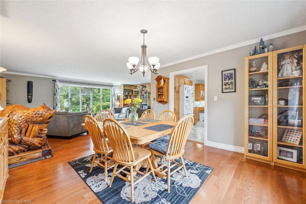 5814 Second Line E Property Photo 10