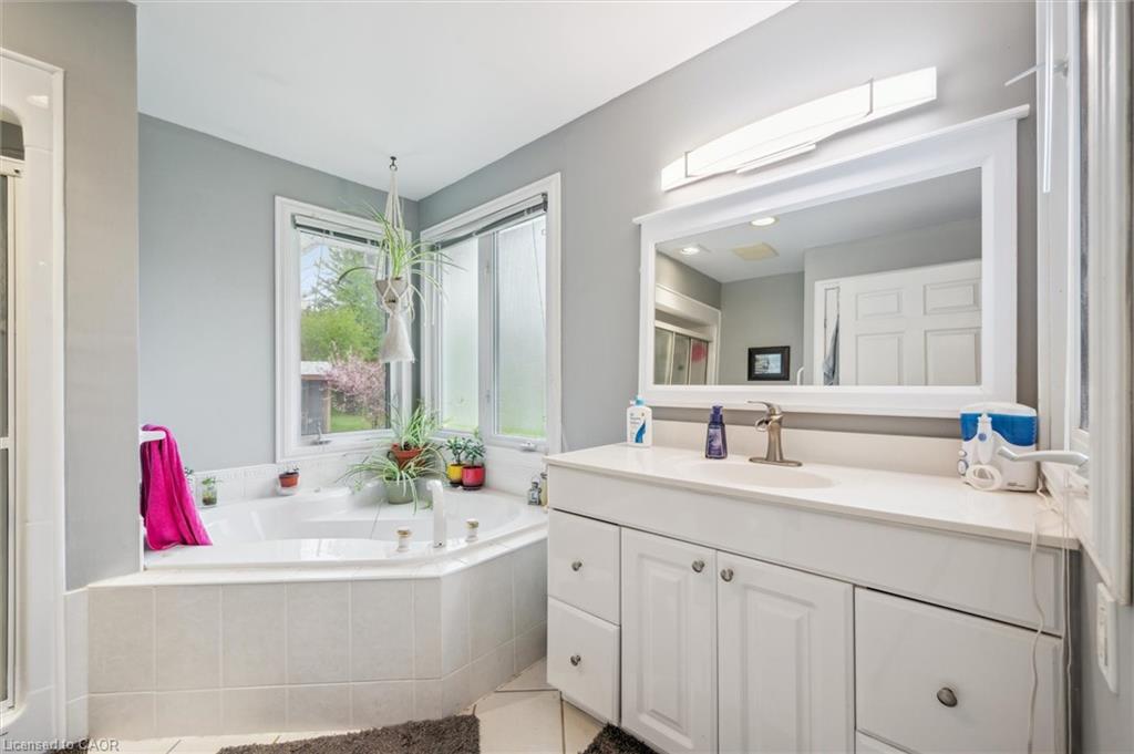 5814 Second Line E Property Photo 23