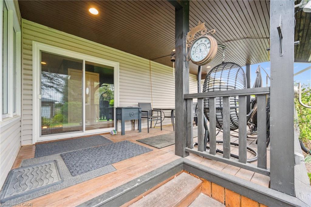 5814 Second Line E Property Photo 33