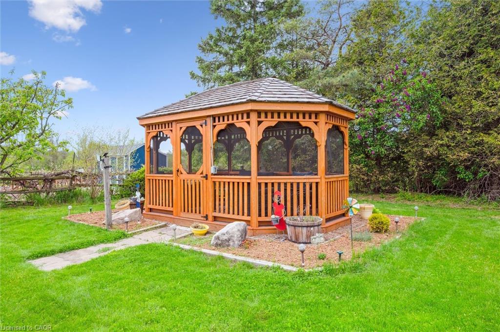 5814 Second Line E Property Photo 36