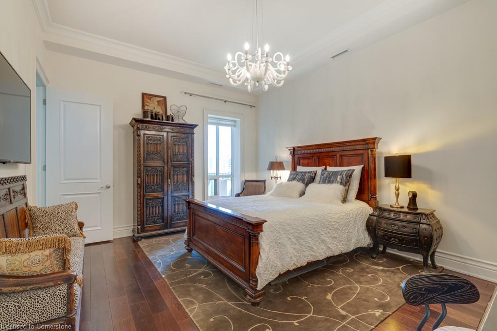 445 Elizabeth Street Property Photo 22