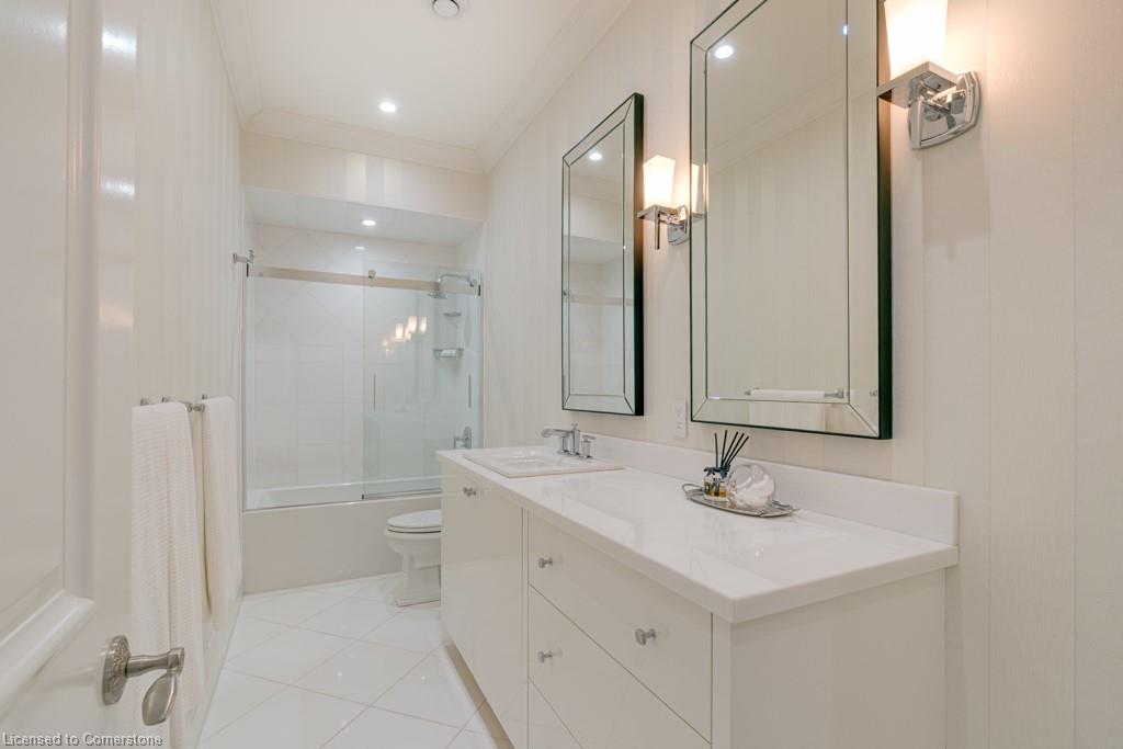 445 Elizabeth Street Property Photo 24