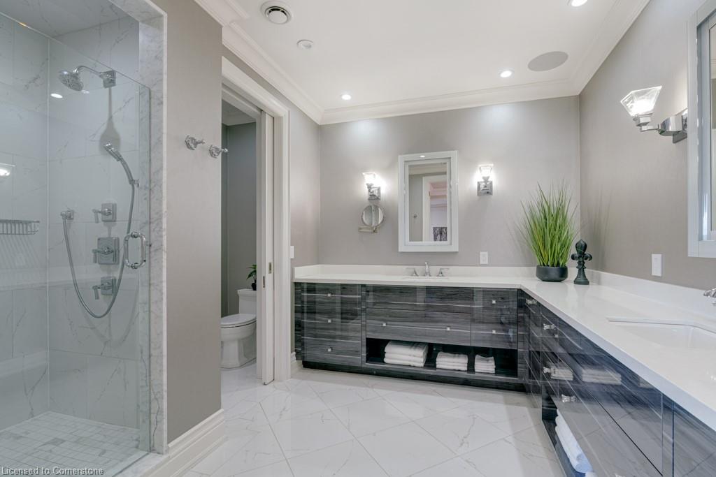 445 Elizabeth Street Property Photo 29
