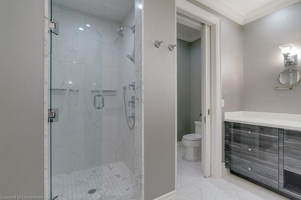 445 Elizabeth Street Property Photo 30