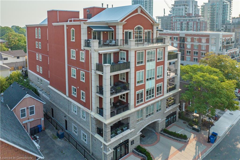 445 Elizabeth Street Property Photo 46