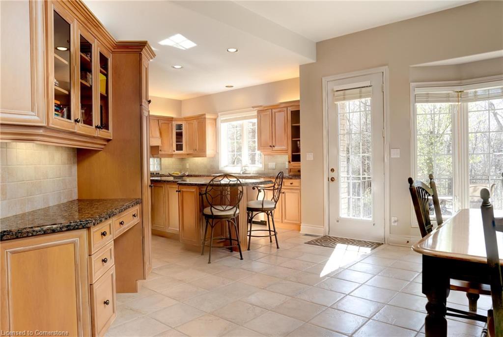 45 Parkshore Place Property Photo 14