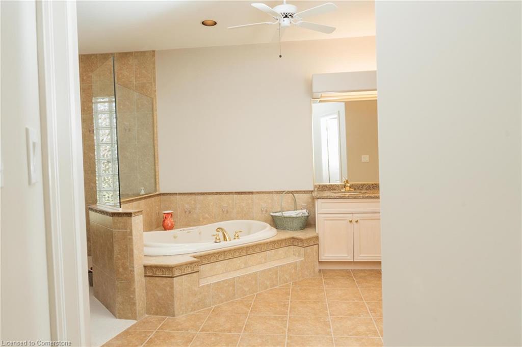 45 Parkshore Place Property Photo 24